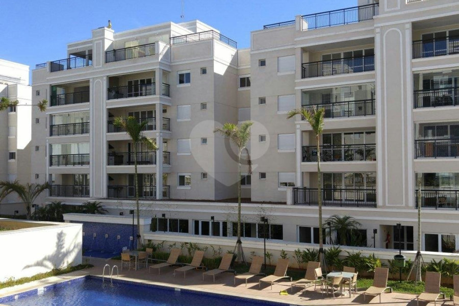 Apartamento à venda com 3 quartos, sendo 1 suíte, em Vila Irmãos Arnoni, São Paulo, SP
