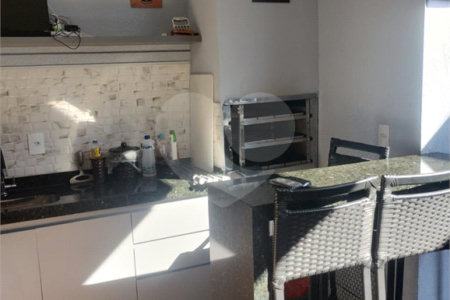 Casa à venda com 3 quartos, sendo 1 suíte, no condomínio Vilagio Vista Real, Paulínia - SP