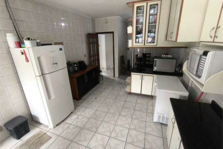 Casa à venda com 5 quartos, sendo 2 suítes, em Jardim Umarizal, São Paulo, SP
