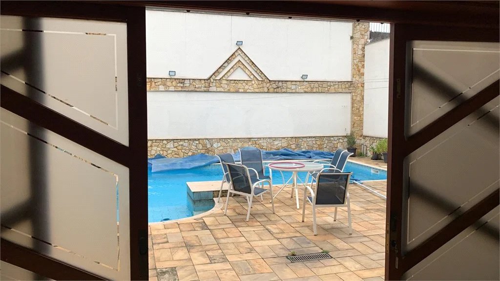 Sobrado à venda com 4 suítes em Vila Lucia, São Paulo, SP