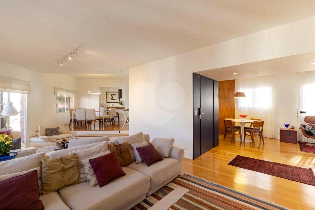 Apartamento à venda com 3 suítes em Itaim Bibi, São Paulo, SP