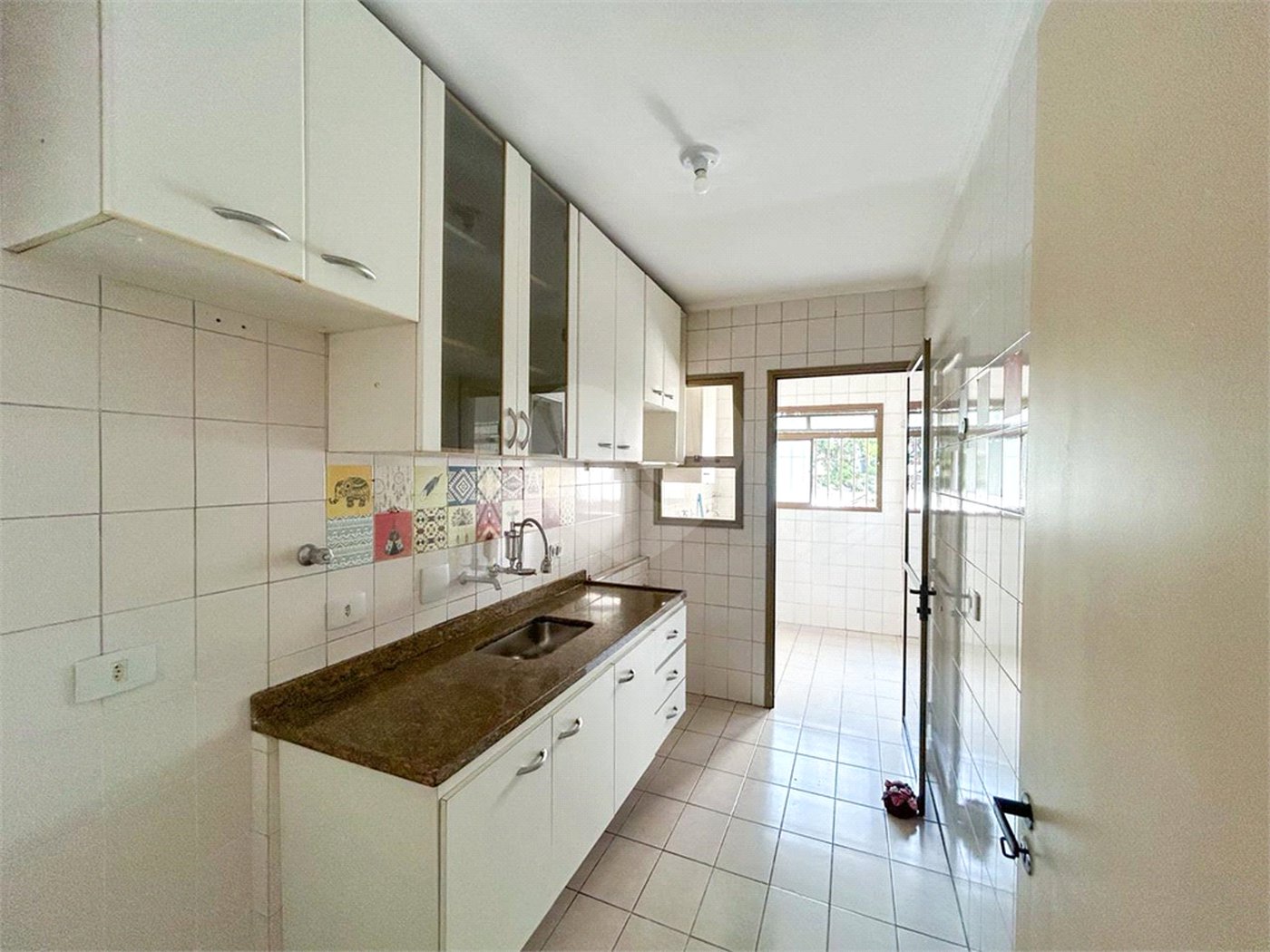 Apartamento à venda com 3 quartos, sendo 1 suíte,  em Planalto Paulista, São Paulo, SP
