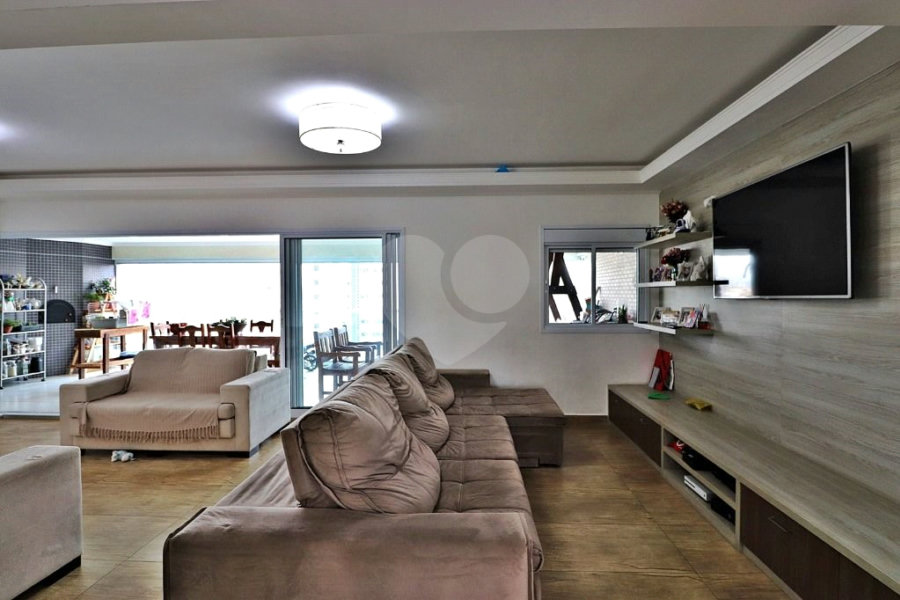 Apartamento à venda com 3 suítes em Santa Teresinha, São Paulo, SP