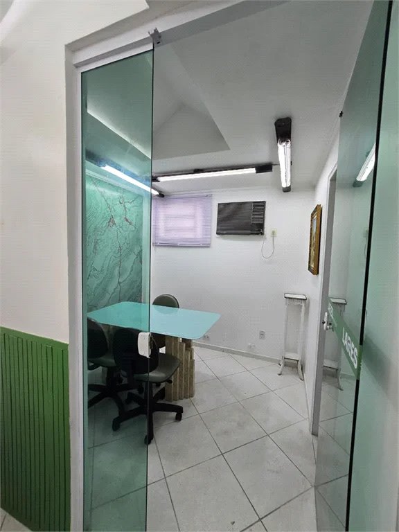 Sala à venda com 1 quarto em Jardim Arpoador, São Paulo, SP