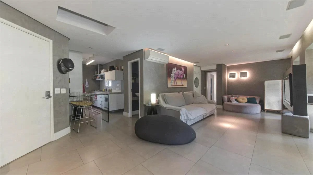 Apartamento à venda com 3 suítes em Vila Gertrudes, São Paulo, SP
