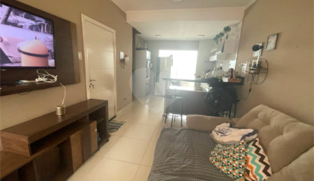 Sobrado à venda com 3 quartos, sendo 1 suíte, em Jardim Brasília, Três Lagoas, MS