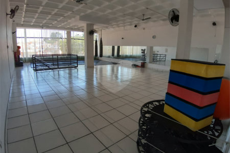 Prédio à venda ou para alugar em Vila Irmãos Arnoni, São Paulo, SP