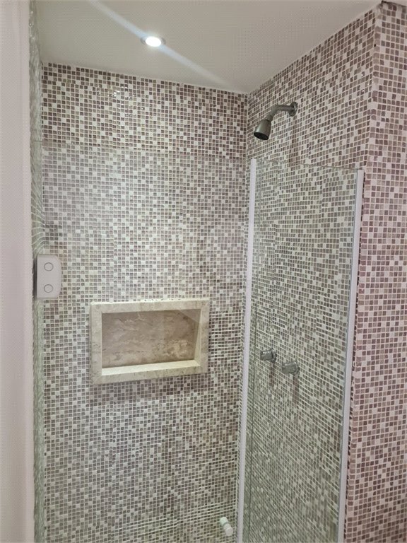 Apartamento à venda com 3 quartos, sendo 1 suíte,  em Vila Andrade, São Paulo, SP
