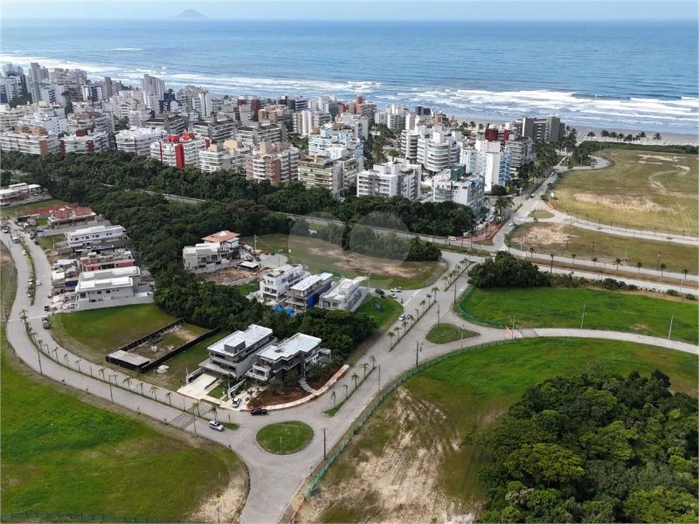 Terreno à venda em Riviera de São Lourenço, Bertioga, SP
