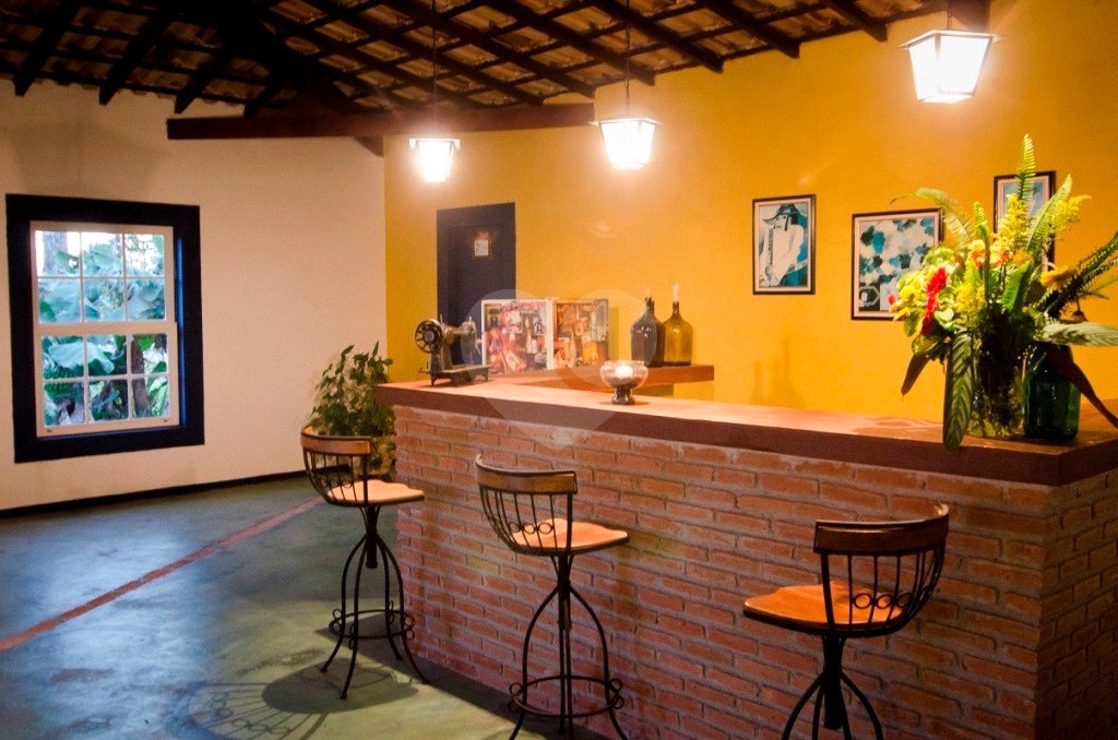 Casa à venda com 4 quartos em Chácaras Maringá, Atibaia, SP