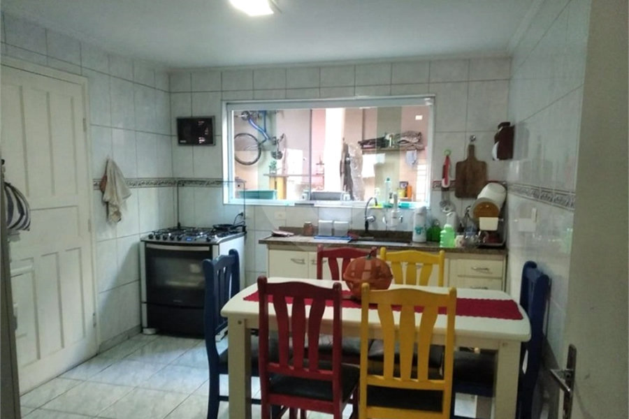 Sobrado à venda com 2 quartos em Tremembé, São Paulo, SP