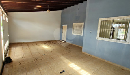 Casa à venda com 2 quartos em Cambuí, Itapetininga, SP
