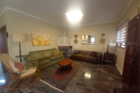 Casa à venda com 5 quartos, sendo 2 suítes, no condomínio Vinhas da Vista Alegre - Lado Sede, Vinhedo - SP