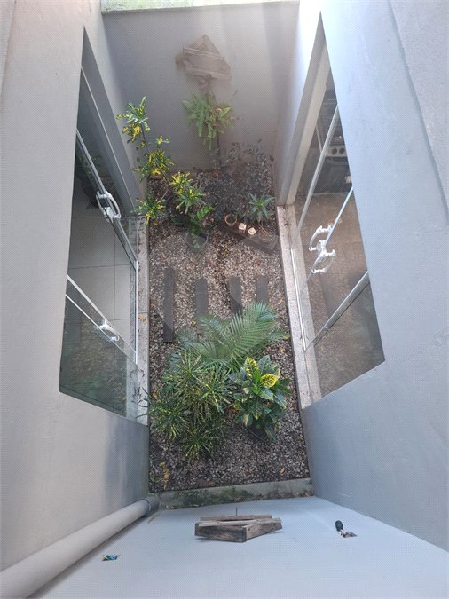 Casa à venda com 3 quartos, sendo 1 suíte, em Campo Grande, Rio de Janeiro, RJ