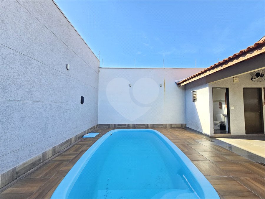 Casa à venda com 3 quartos, sendo 1 suíte,  em Jardim Jóquei Clube, Ribeirão Preto, SP