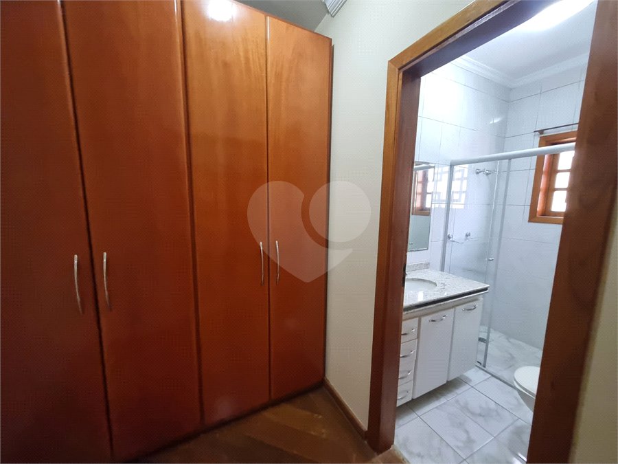 Sobrado à venda ou para alugar com 5 quartos, sendo 4 suítes,  em City América, São Paulo, SP