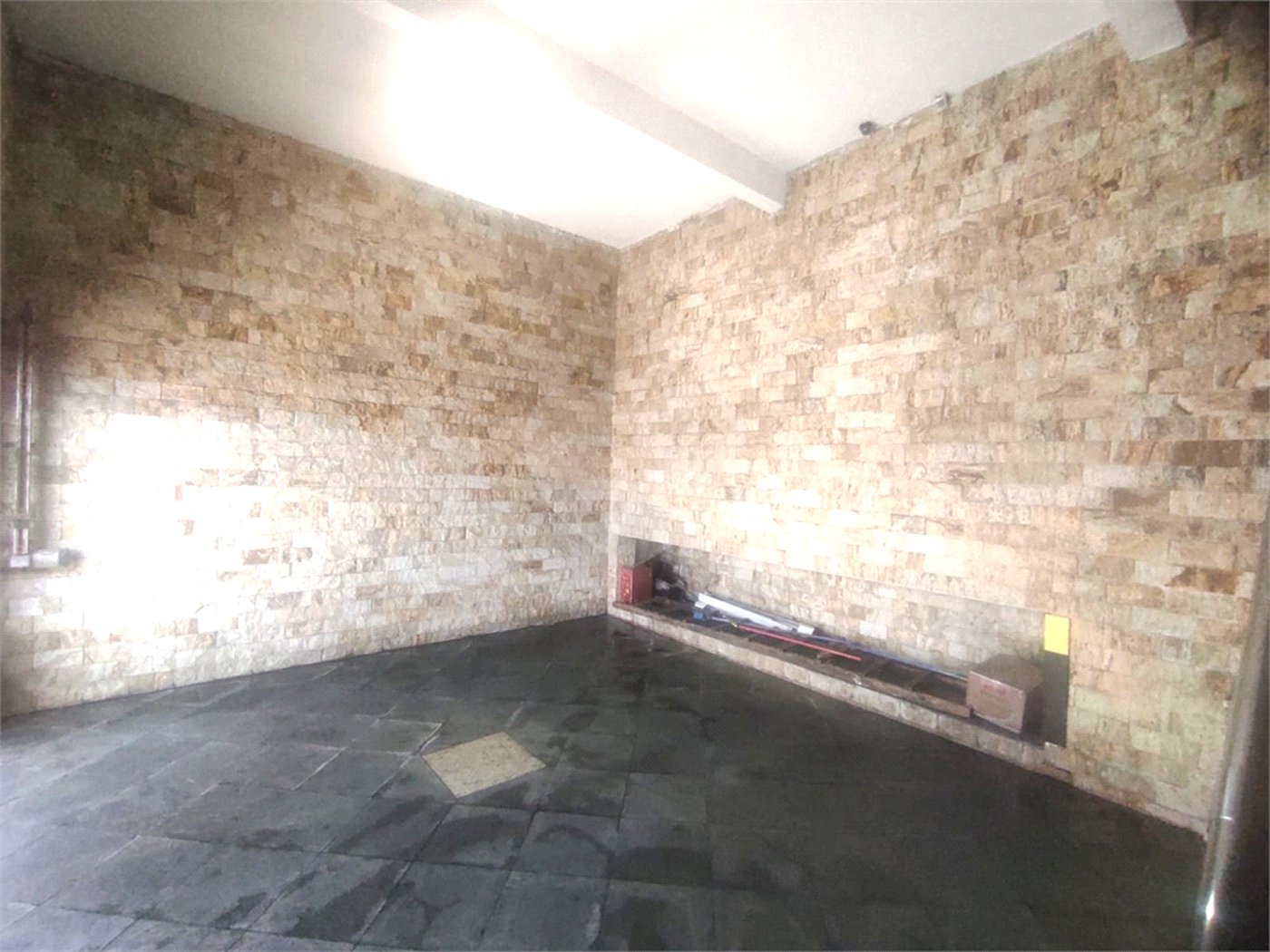 Sobrado à venda com 3 quartos, sendo 1 suíte,  em Vila Paiva, São Paulo, SP