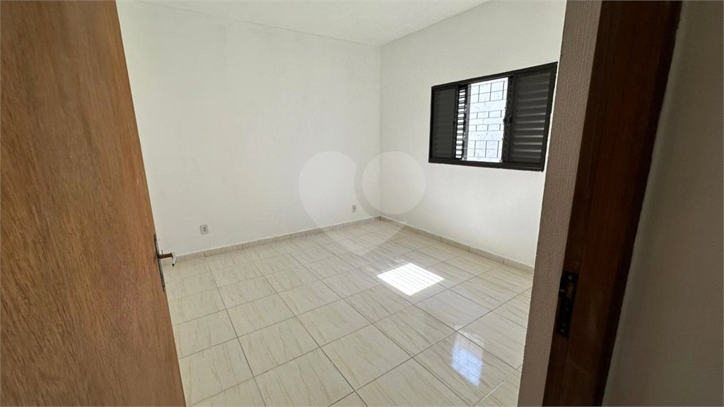 Casa à venda com 2 quartos em Vila Nastri, Itapetininga, SP