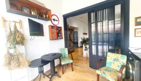 Casa à venda com 3 quartos, sendo 1 suíte, em Interlagos, São Paulo, SP