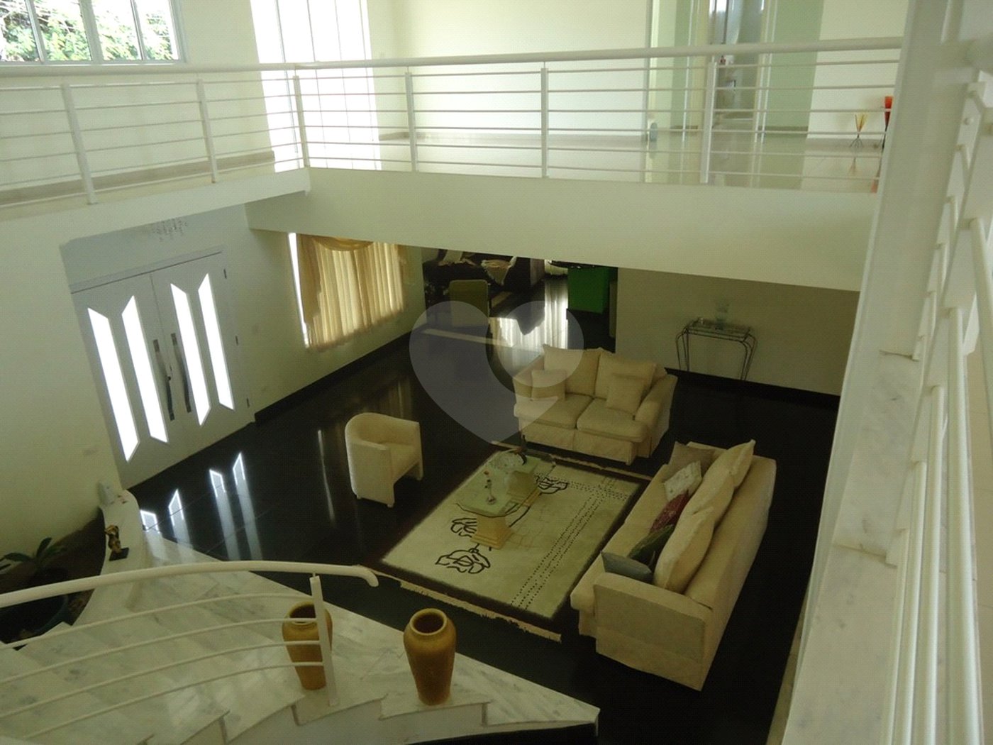 Casa à venda com 6 quartos, sendo 4 suítes,  no condomínio Monte Belo, Salto - SP