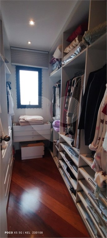 Apartamento à venda com 3 quartos, sendo 2 suítes,  em Vila Oliveira, Mogi das Cruzes, SP