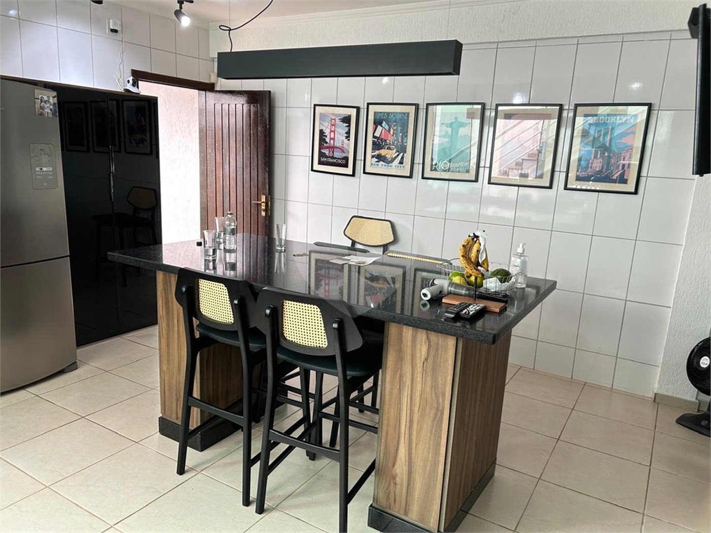 Casa à venda com 2 suítes no condomínio Residencial, Mogi das Cruzes - SP