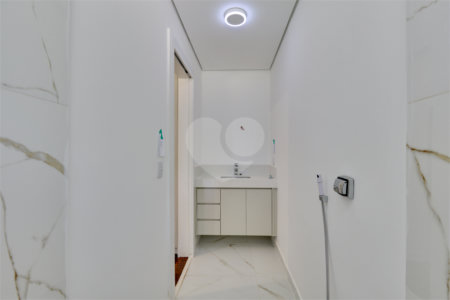 Casa Térrea à venda com 4 quartos, sendo 3 suítes, em Jardim Prudência, São Paulo, SP