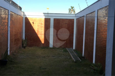 Sobrado à venda com 3 quartos, sendo 1 suíte,  em Alto da Boa Vista, Mogi das Cruzes, SP