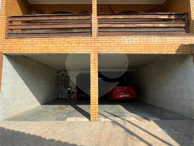 Casa à venda com 4 quartos, sendo 2 suítes,  em Carandiru, São Paulo, SP