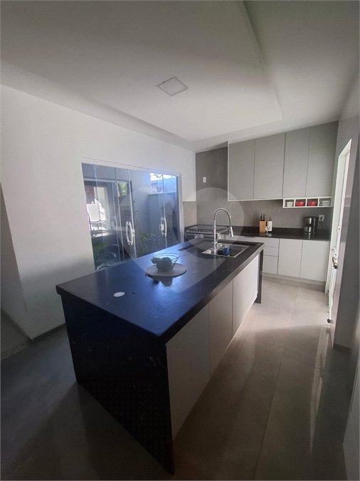 Casa à venda com 3 quartos, sendo 1 suíte, em Campo Grande, Rio de Janeiro, RJ