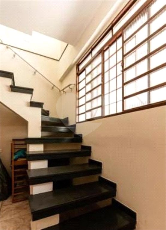 Sobrado à venda com 4 quartos, sendo 1 suíte,  em Vila Dalila, São Paulo, SP