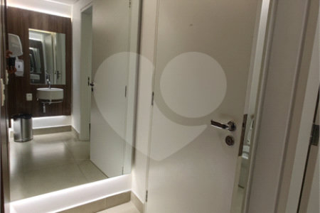 Apartamento à venda ou para alugar com 2 quartos, sendo 1 suíte, em Alto da Boa Vista, São Paulo, SP