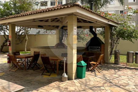 Apartamento à venda com 3 quartos, sendo 1 suíte,  em Parque Reboucas, São Paulo, SP