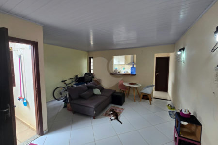 Casa à venda com 2 quartos no condomínio Residencial Moradas, Itapetininga - SP