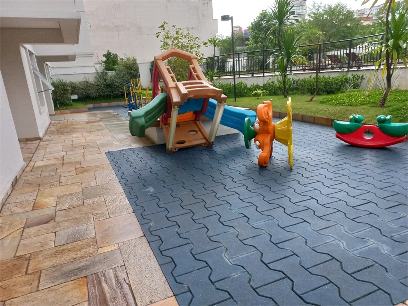 Apartamento à venda com 2 quartos, sendo 1 suíte, em Vila Ipojuca, São Paulo, SP