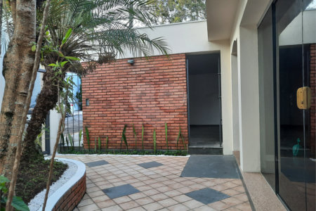 Casa Térrea à venda com 3 quartos, sendo 1 suíte, em Jardim Marajoara, São Paulo, SP