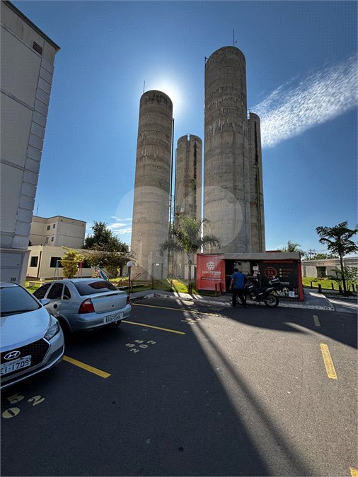 Apartamento à venda com 2 quartos em Olaria, Salto, SP