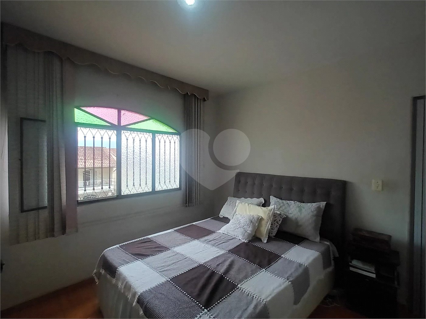 Casa à venda com 2 quartos, sendo 1 suíte, no condomínio Parque Central, Rio de Janeiro - RJ
