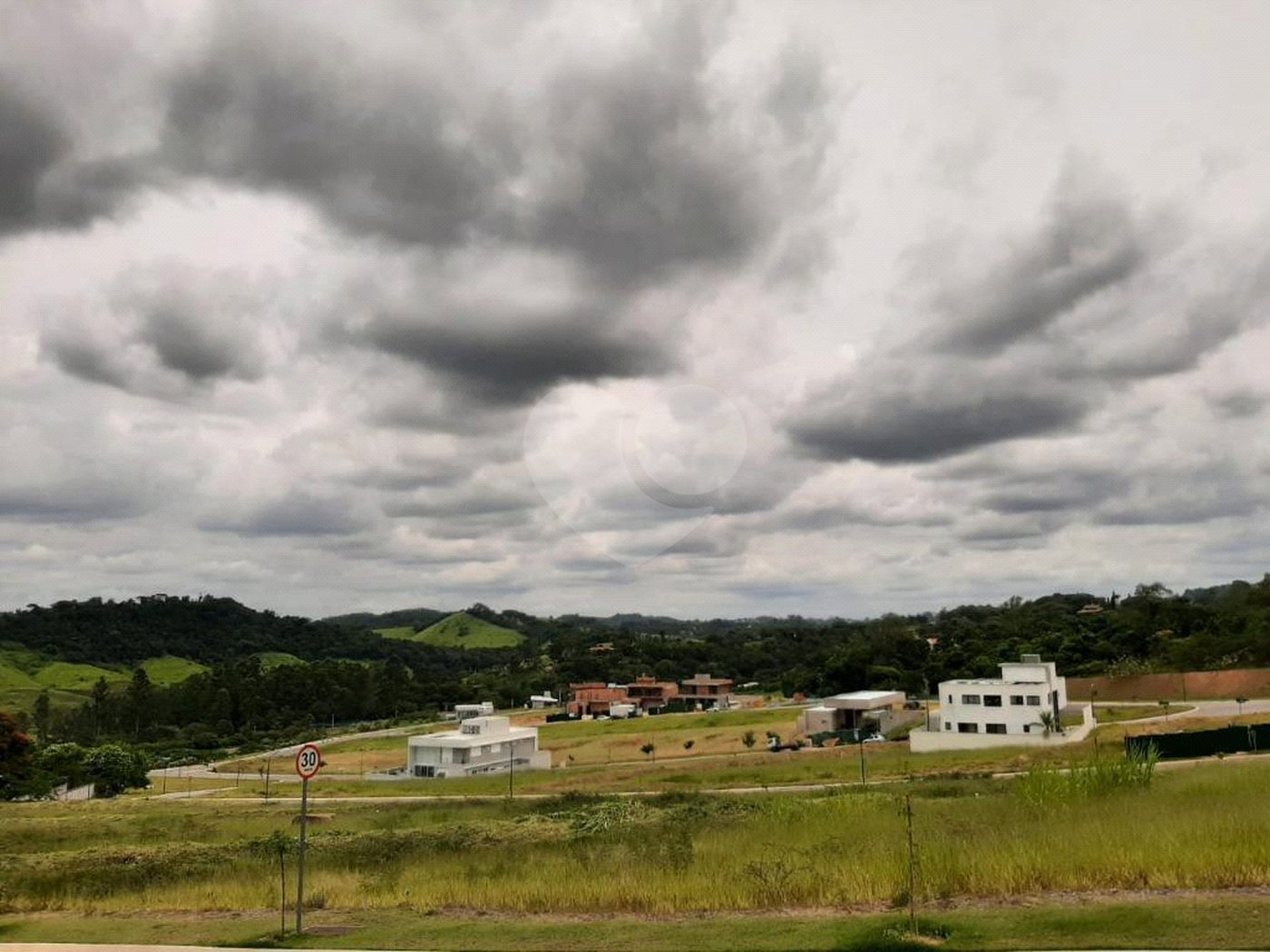 Terreno à venda no condomínio Residencial Arboretum, Vinhedo - SP