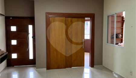 Casa à venda com 3 quartos, sendo 1 suíte, em Pinheirinho, Vinhedo, SP