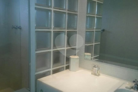 Apartamento à venda com 3 suítes em Vila Suzana, São Paulo, SP