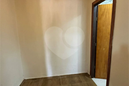 Sobrado à venda ou para alugar com 4 quartos, sendo 2 suítes, em Vila Lacíria, Ponta Porã, MS