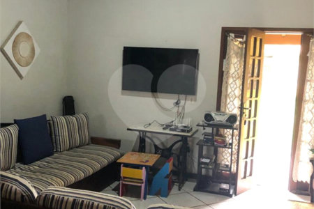 Casa à venda com 3 quartos, sendo 1 suíte, em Marina, Armação dos Búzios, RJ