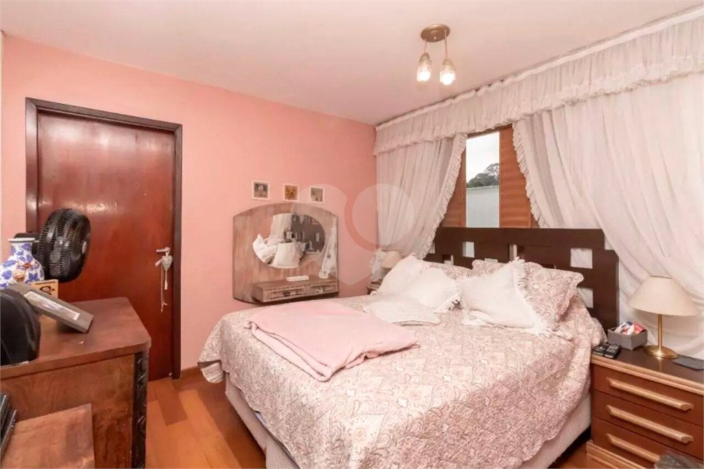 Sobrado à venda com 3 quartos, sendo 1 suíte,  em Tremembé, São Paulo, SP