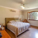 Casa à venda com 4 quartos, sendo 3 suítes,  em Jardim Guedala, São Paulo, SP