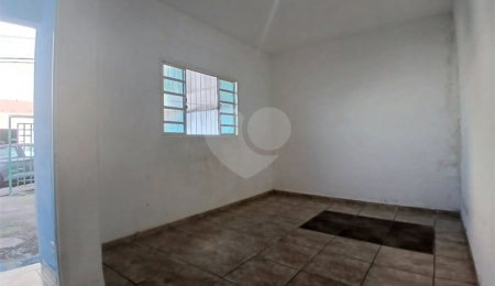 Casa à venda com 2 quartos em Jardim das Palmeiras, Atibaia, SP