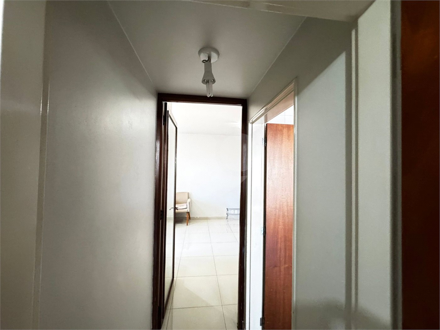 Apartamento à venda com 2 quartos, sendo 1 suíte,  em Vila Seixas, Ribeirão Preto, SP