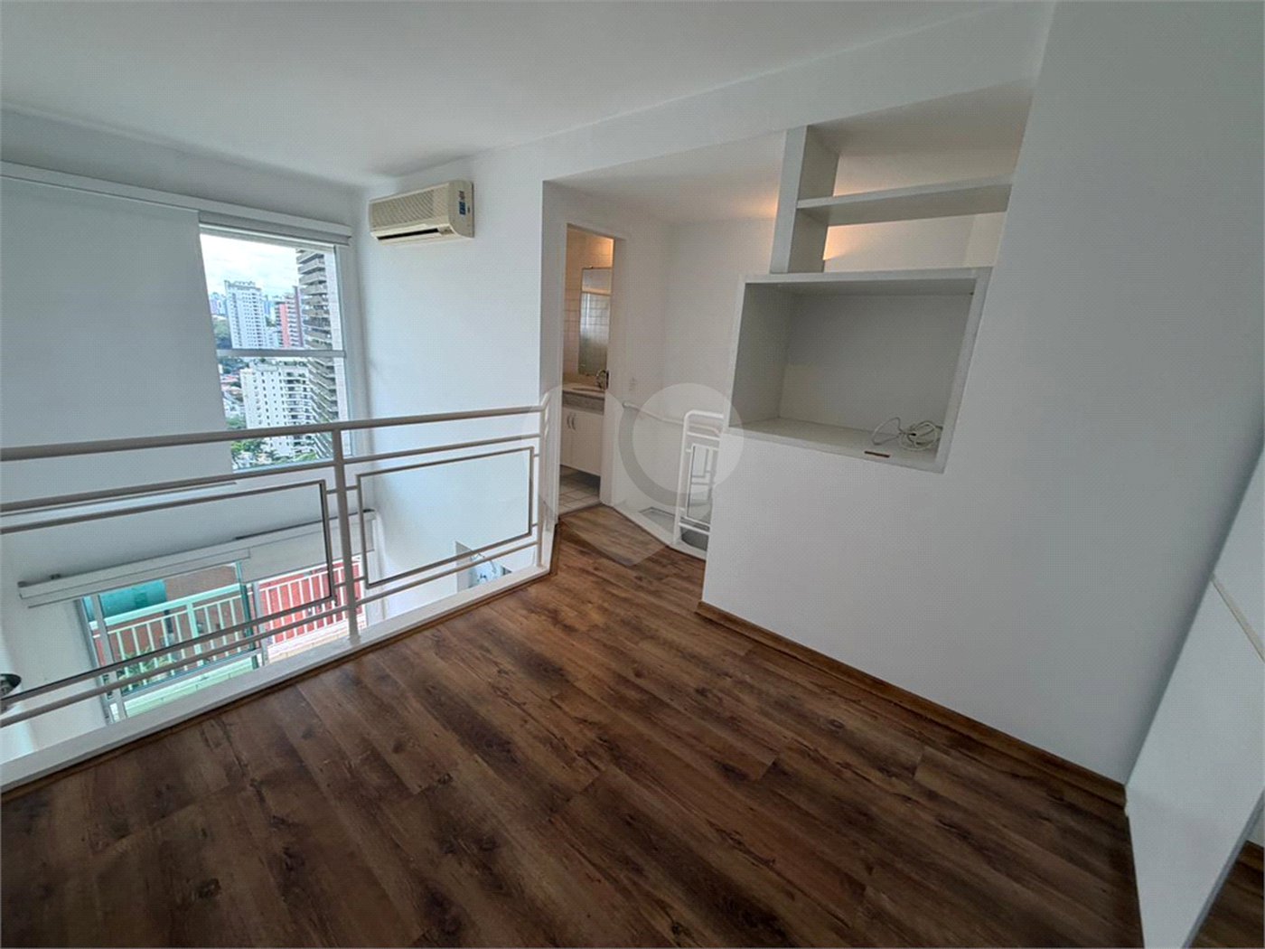 Duplex à venda ou para alugar com 1 suíte em Vila Nova Conceição, São Paulo, SP
