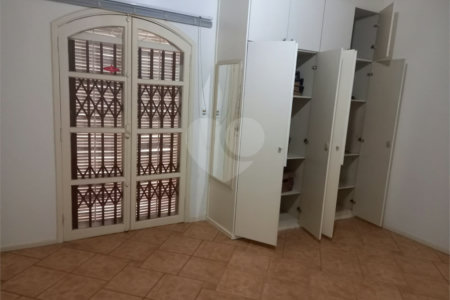 Casa para alugar com 4 quartos, sendo 1 suíte, em Chácara Santo Antônio, São Paulo, SP