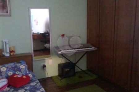 Apartamento à venda com 3 quartos, sendo 1 suíte, em Vila Gomes Cardim, São Paulo, SP